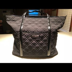 Vera Bradley - Faux leather trimmed Vera - Large